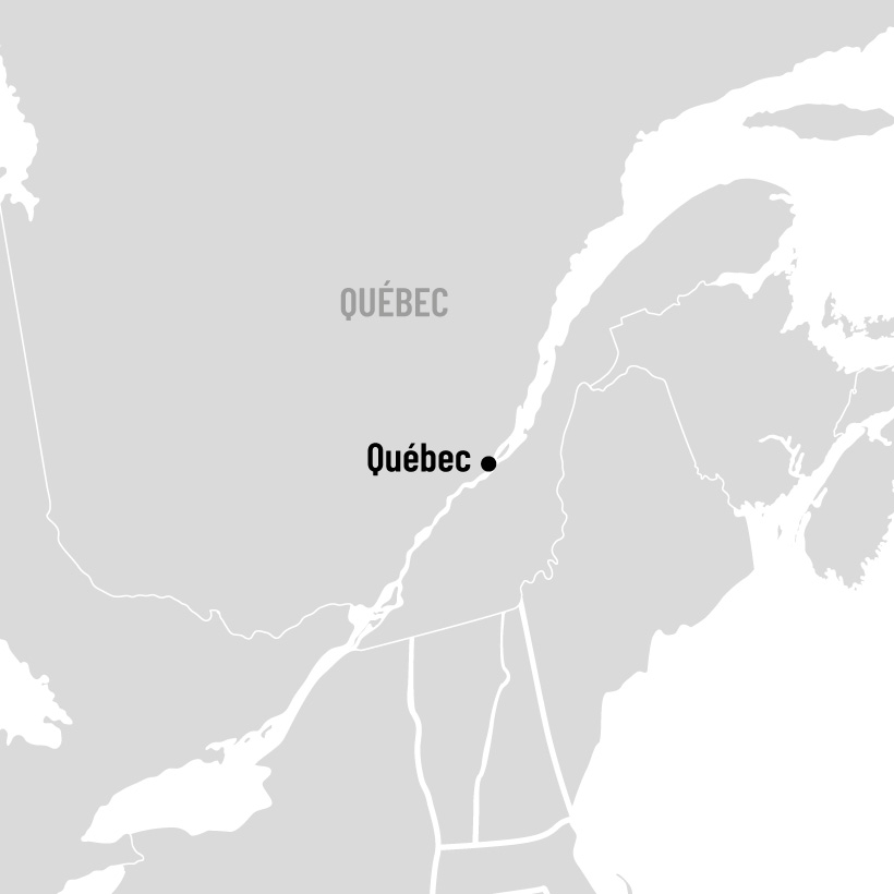 Entre Glace et Féérie : La Course de Canot au Carnaval de Québec map