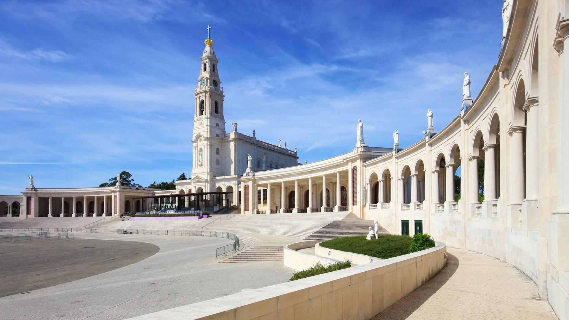 Journée de découverte de Tomar et Fatima - Porto, Nazaré et Lisbonne 2025