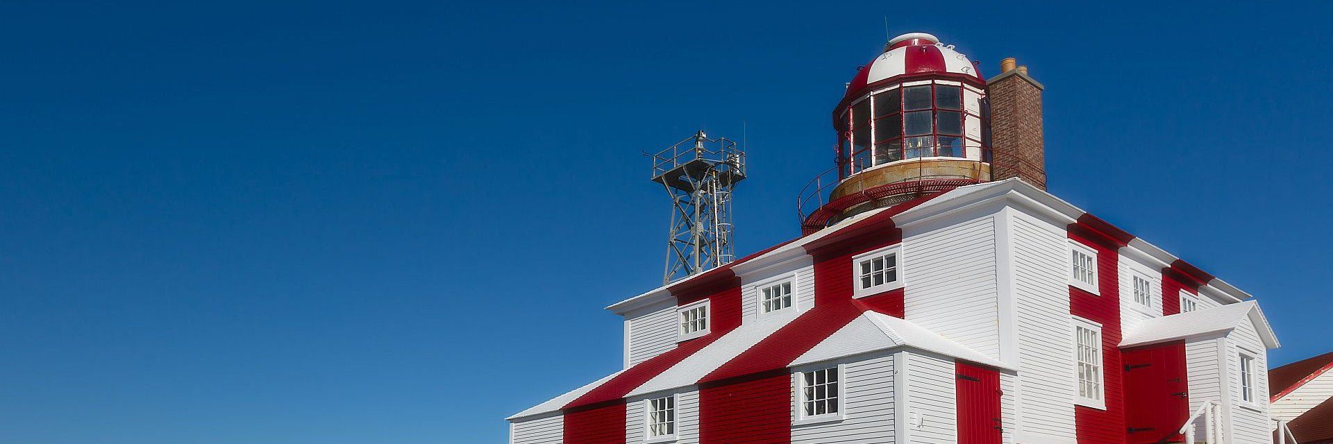 Terre-Neuve-et-Labrador et Saint-Pierre-et-Miquelon en avion