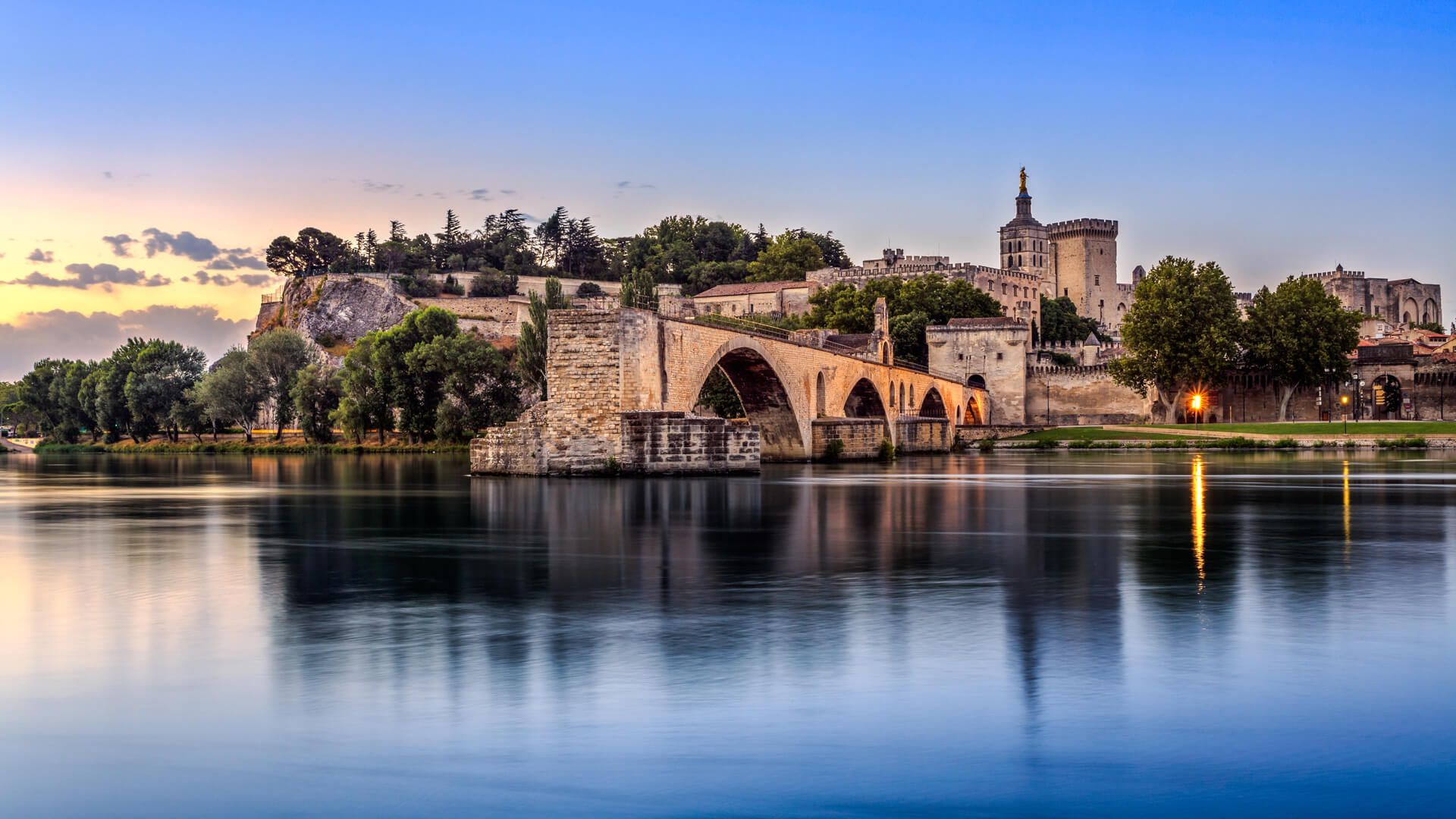 La magie du Rhône provençal et Lyon