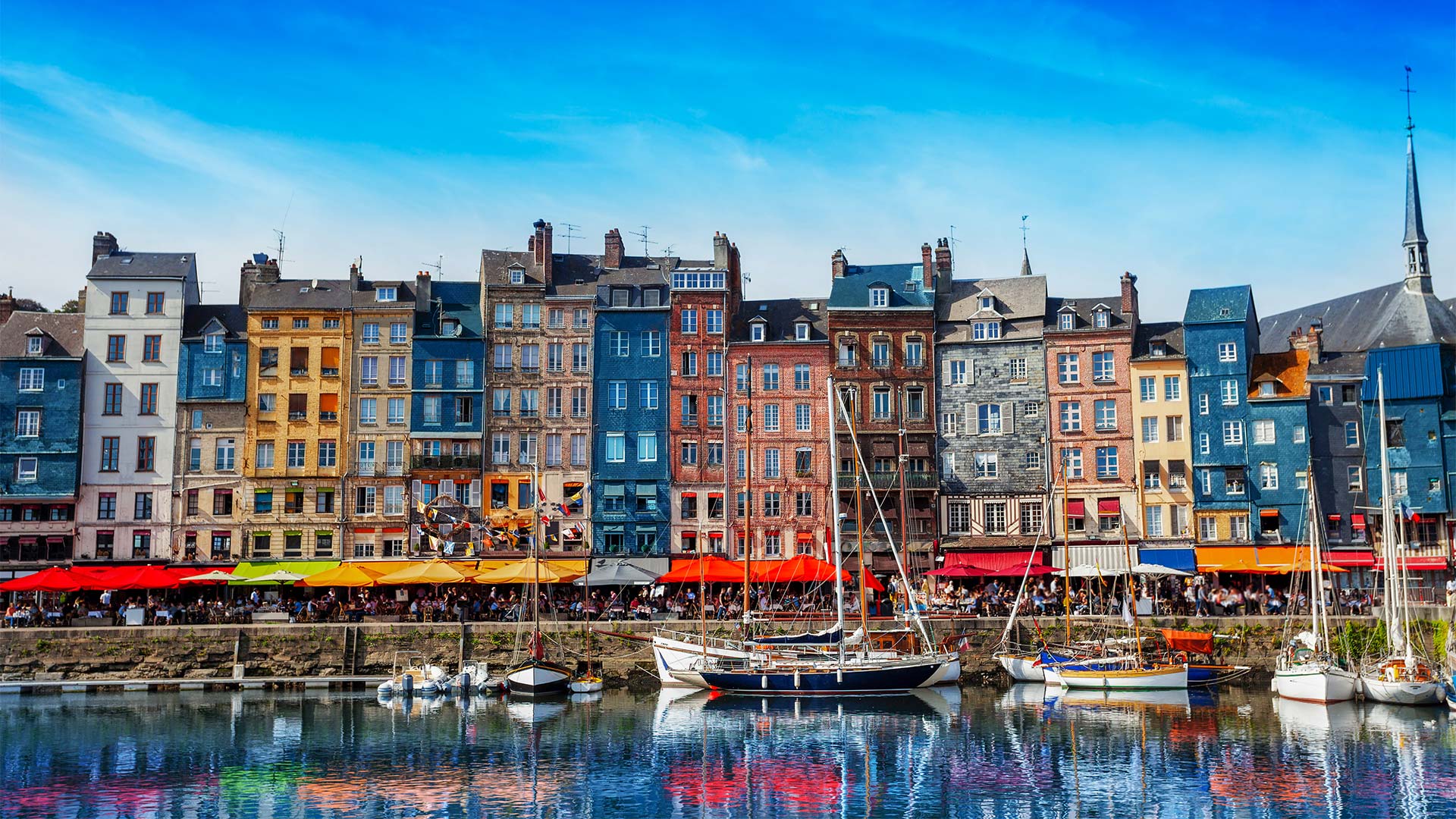 Sur les traces des héros canadiens en Normandie, Saint-Malo, la Rochelle et Paris
