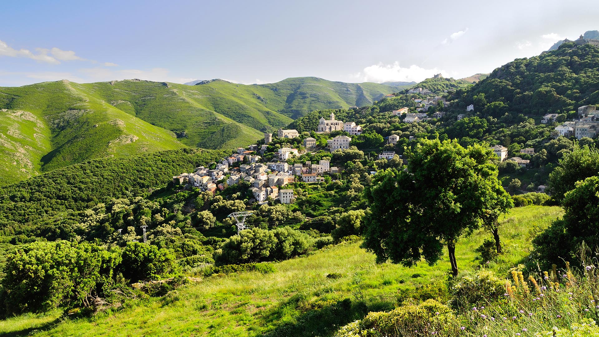 Corse entre mer et montagnes
