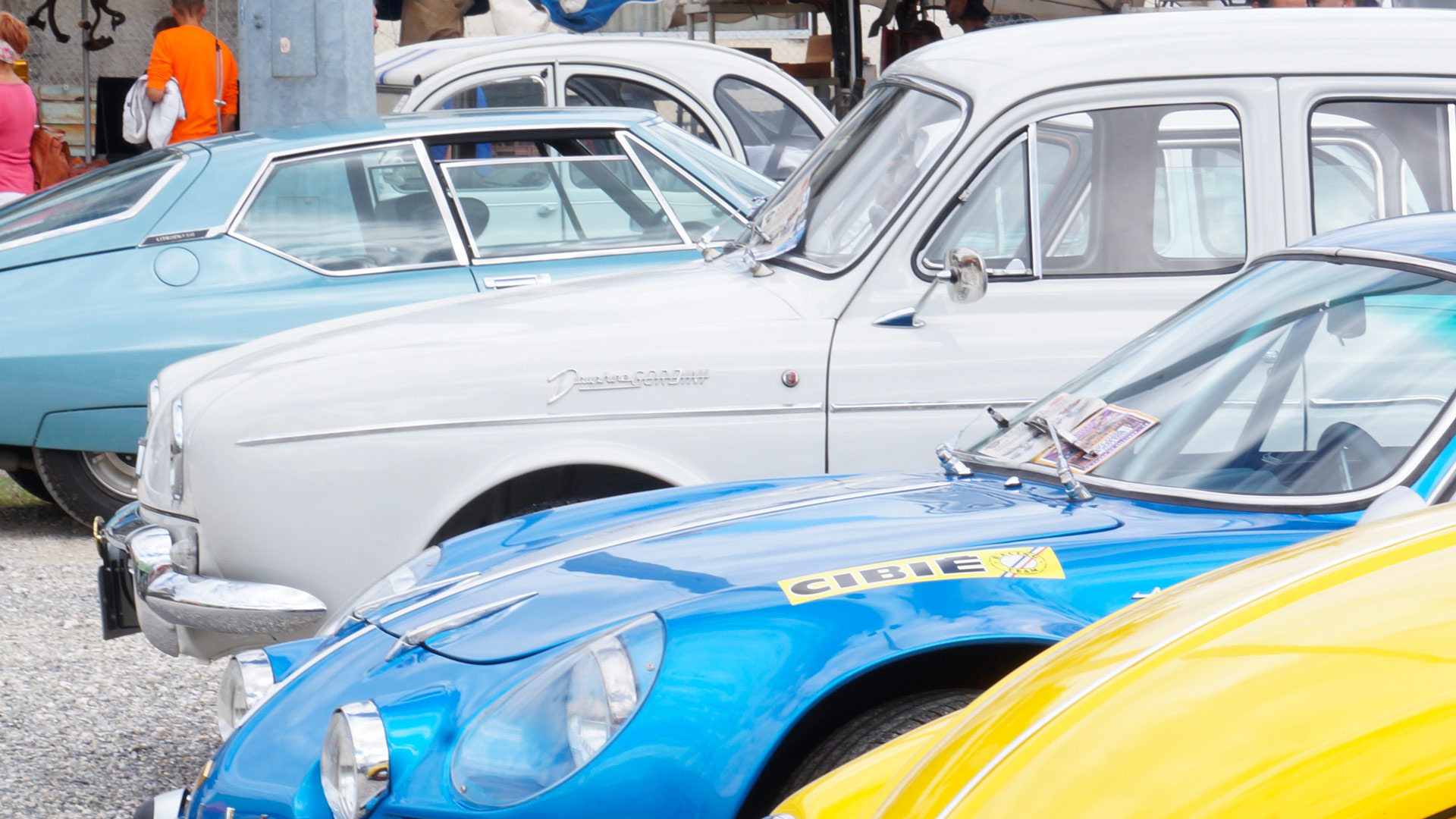 Exposition de voitures anciennes