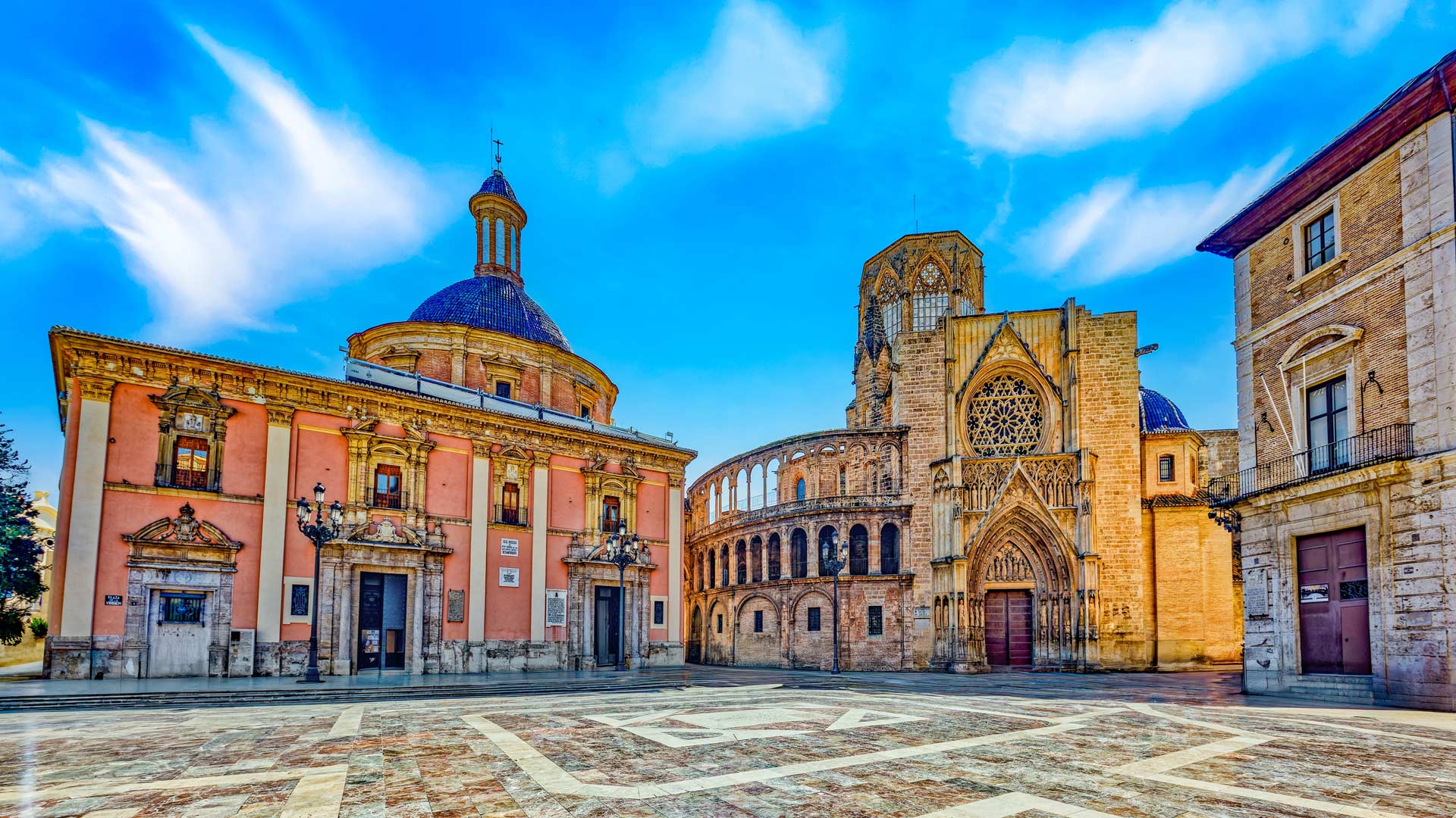 Paella, mer et art de vivre de Valence à Majorque